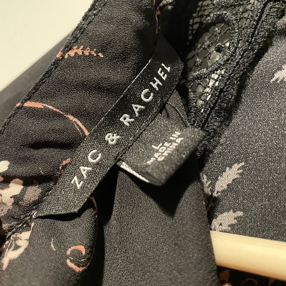 Zac & Rachel Blouse - Picture 2 of 7